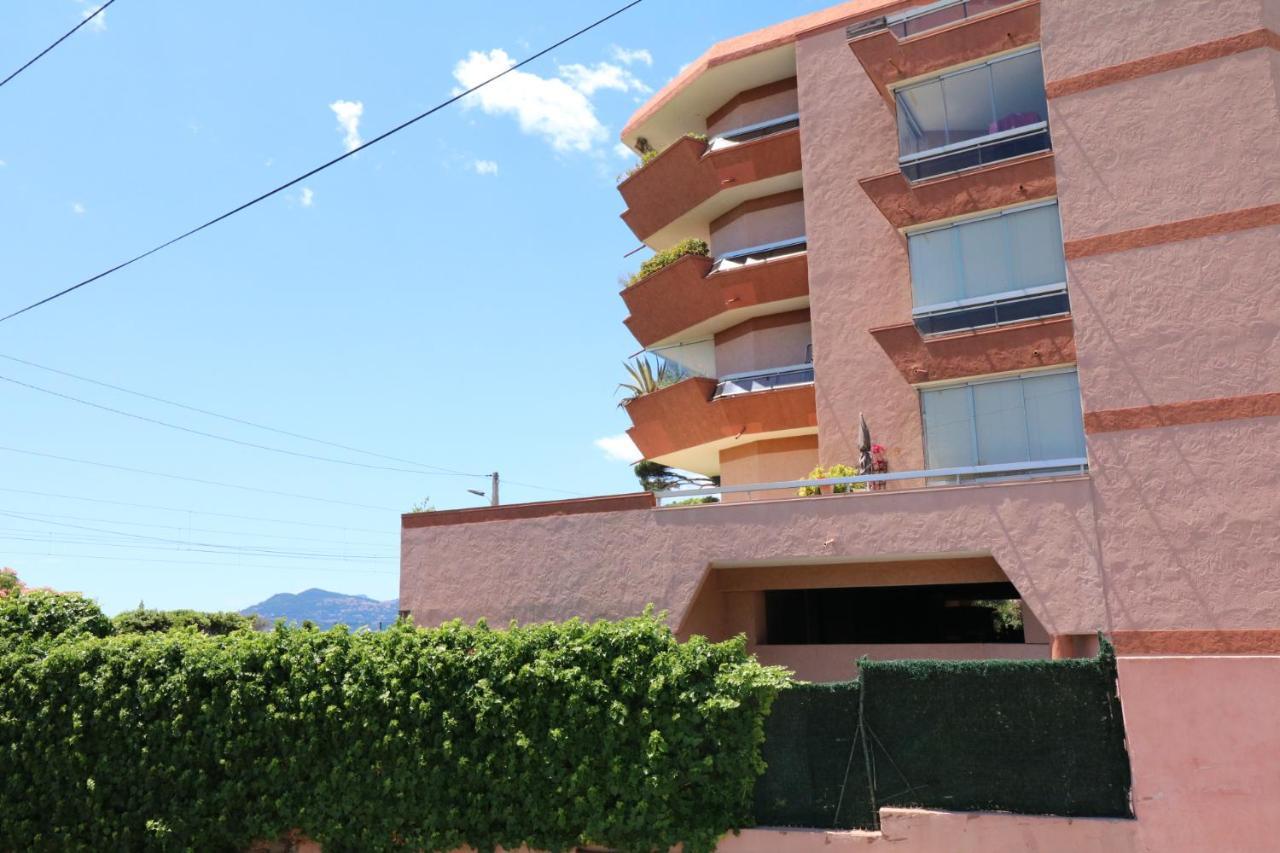 Studio With Beautiful Sea View And Direct Beach Access Cannes Kültér fotó