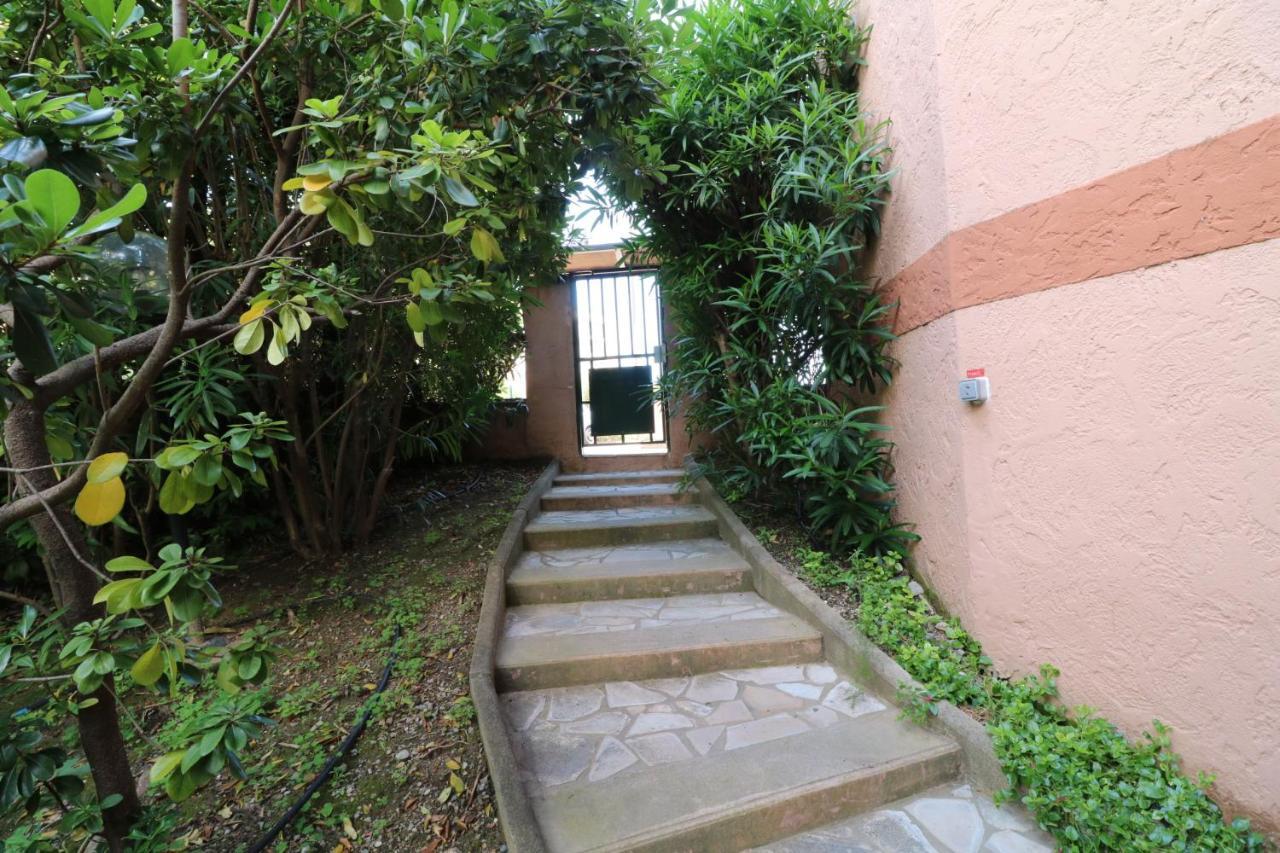 Studio With Beautiful Sea View And Direct Beach Access Cannes Kültér fotó
